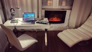 Weekend. Mobile studio. 🎵 #composer #life #music #creative #mobilestudio #musicproduction #neat #fireplace #whiteinterior